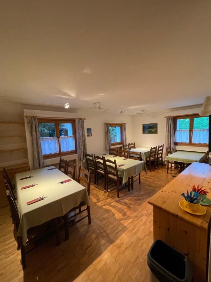 Gasthaus Beverin Farden Zewnętrze zdjęcie